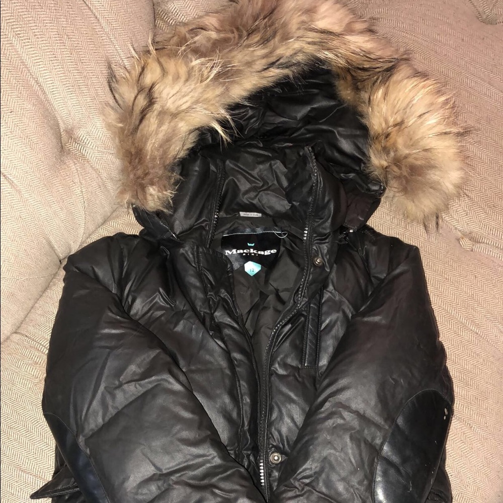 Boy coat - Picture 2 of 3